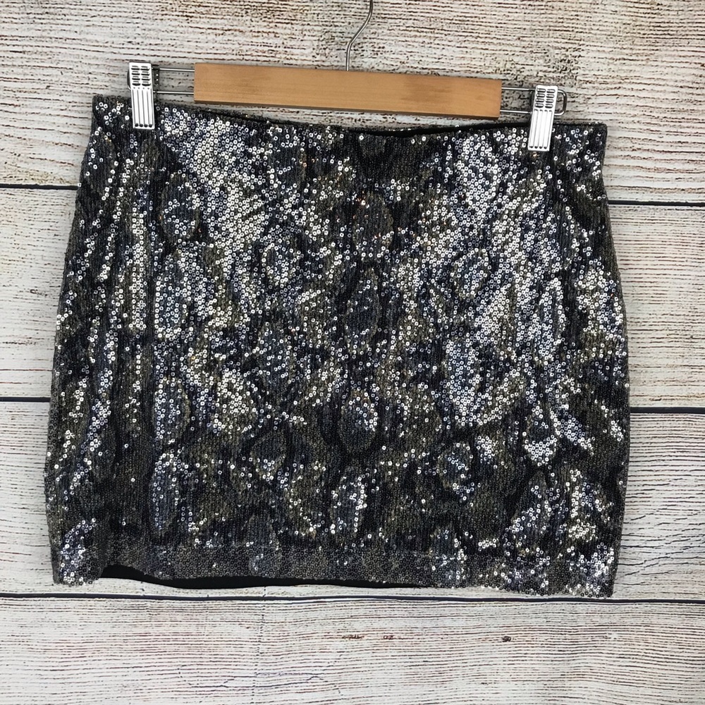 Express stretch full sequin snakeskin pattern mini skirt